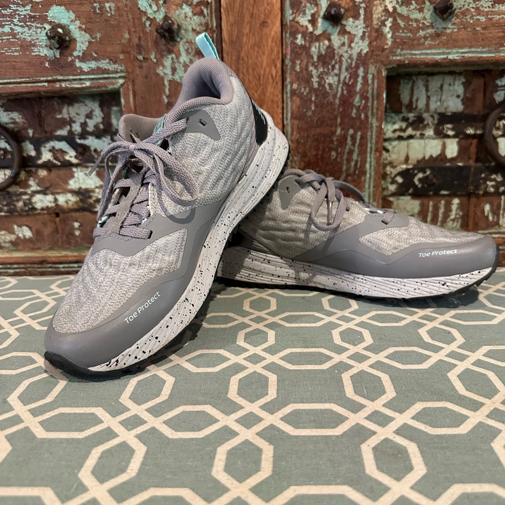 New Balance Women's Gray Athletic Shoes